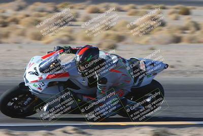 media/Jan-10-2025-CVMA Friday Practice (Fri) [[489e0da257]]/Group 1/Session 2 (Turn 4 Inside)/